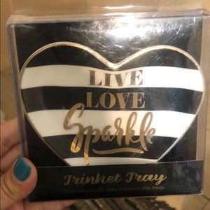 New jewelry/trinket tray .. live love sparkle